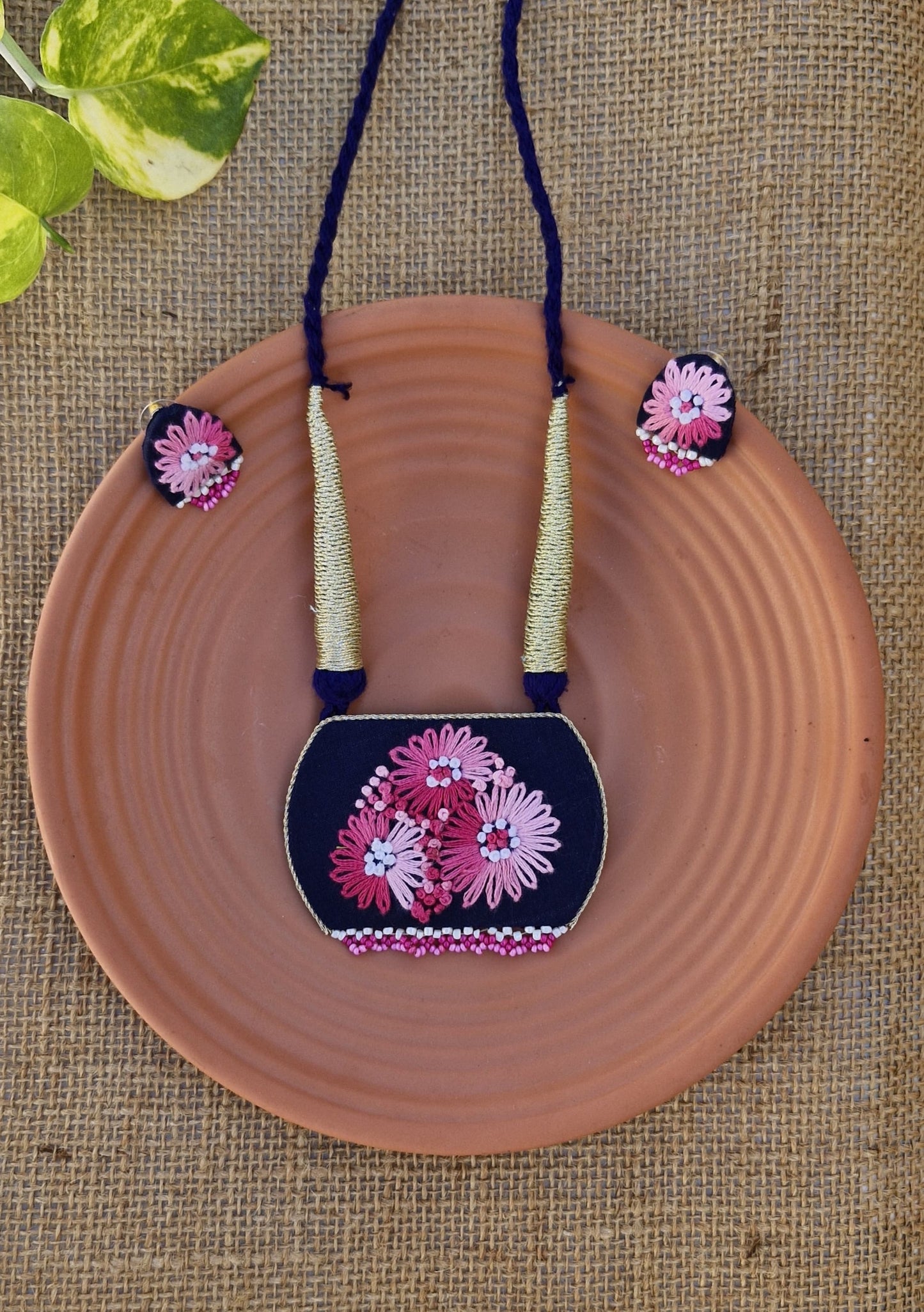 Modern hand-embroidery jewelry