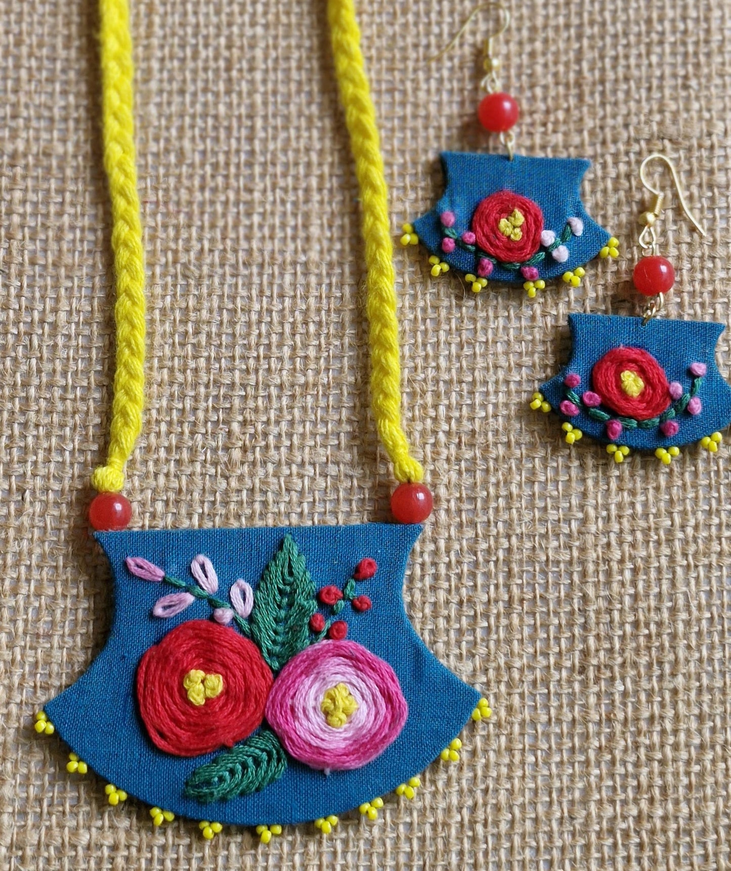 “Handwoven Floral Tales Jewelry Set”