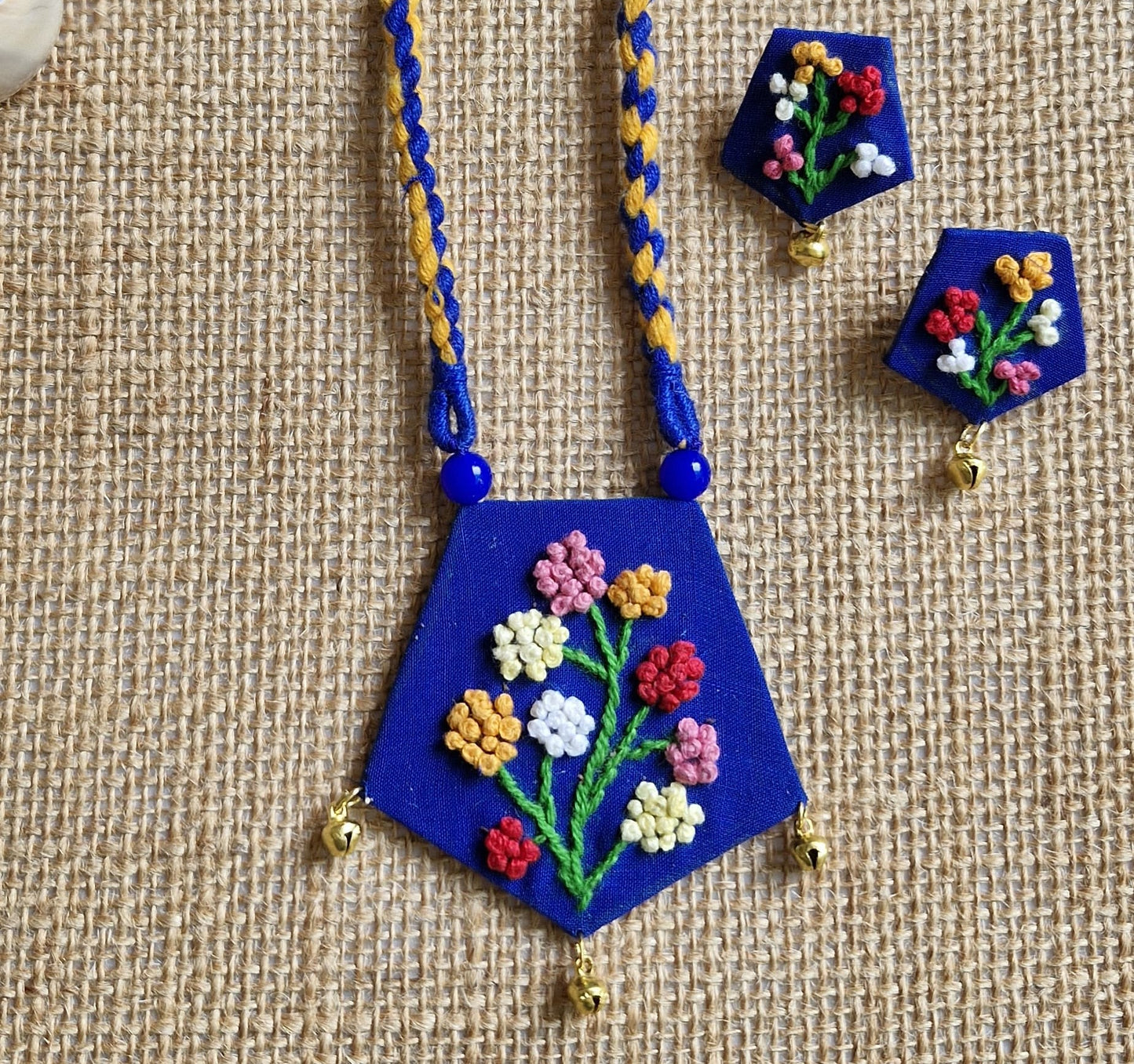 “Handwoven Floral Tales Jewelry Set”