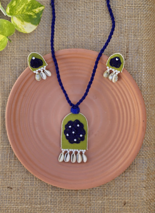 Modern hand-embroidery jewelry