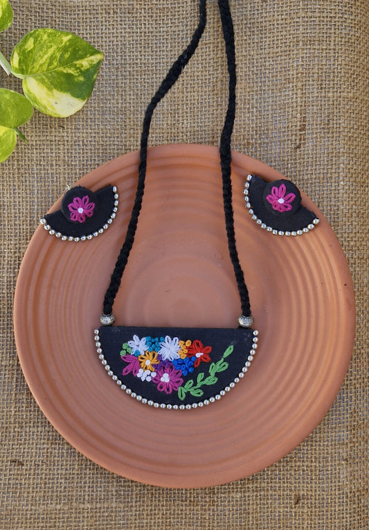 Modern hand-embroidery jewelry
